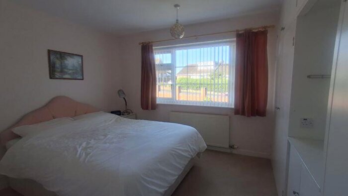 2 Bedroom Semi-Detached Bungalow For Sale In Burton Rise, Walesby, NG22