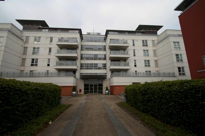 2 Bedroom Flat To Rent In Watkin Road, Leicester, LE2