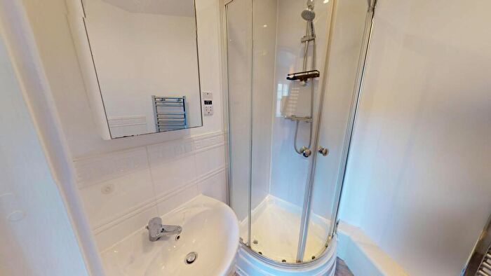 2 Bedroom Apartment To Rent In Astley Brook Close, Bolton, BL1