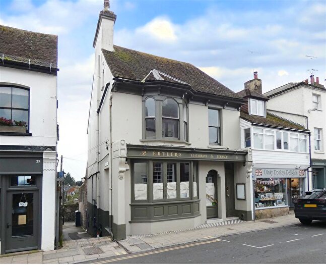 Property For Sale In Tarrant Street, Arundel, BN18