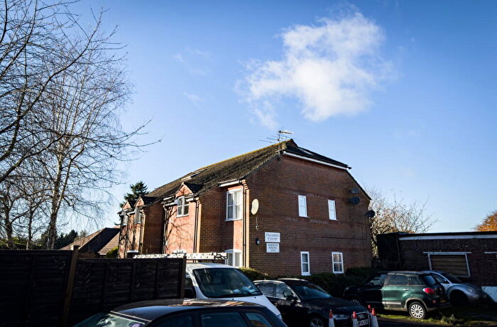 1 Bedroom Flat To Rent In Beacon Hill Road, Hindhead, GU26