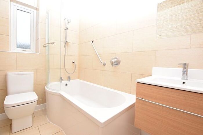 3 Bedroom Property To Rent In Spring House Road, Sheffield, S10