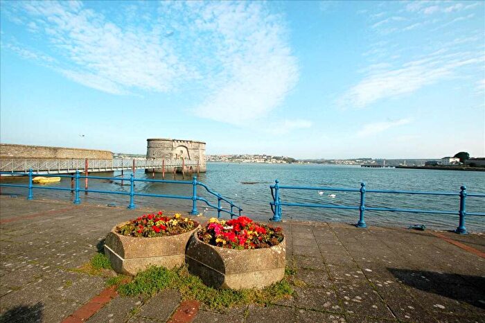 3 Bedroom Terraced House For Sale In Front Street, SA72