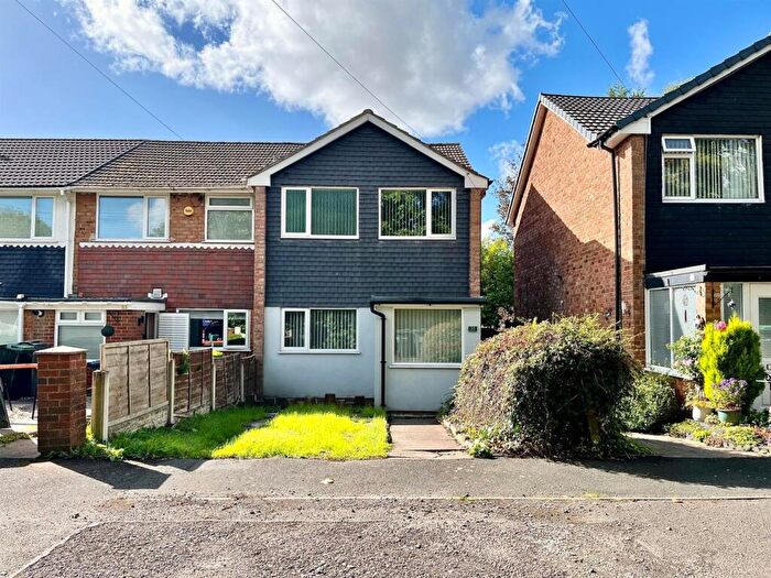3 Bedroom End Of Terrace House For Sale In Burnbank Grove, Erdington, Birmingham, B24