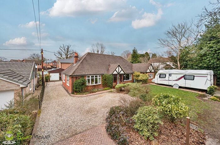 3 Bedroom Detached Bungalow For Sale In Pamber Heath Road, Pamber Heath, Tadley, Hampshire, RG26