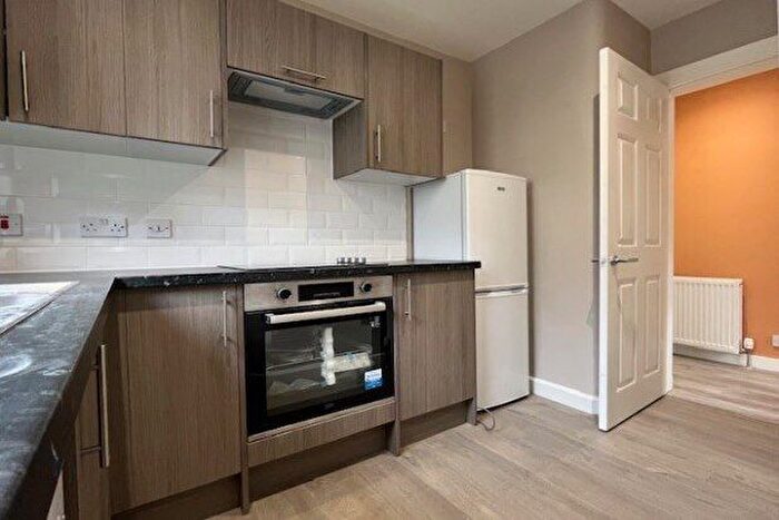 2 Bedroom Flat To Rent In Gael Street, Greenock, PA16