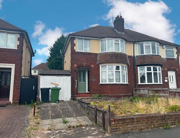 3 Bedroom Semi-Detached House For Sale In Windsor Grove, Wordsley, Stourbridge, DY8