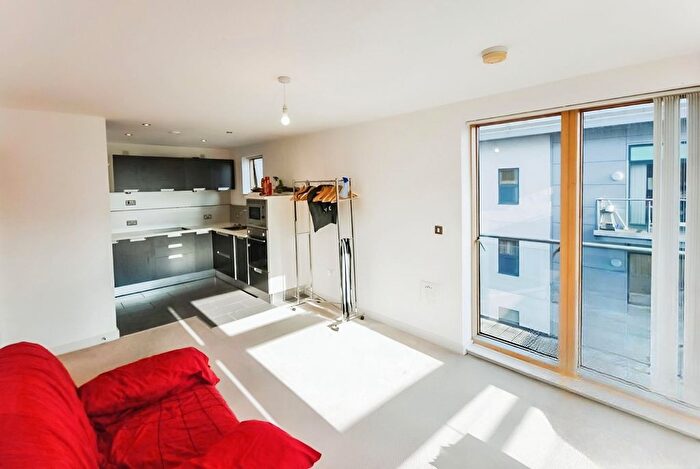 2 Bedroom Flat To Rent In Barton Place, Hornbeam Way, Green Quarter, Manchester, M4