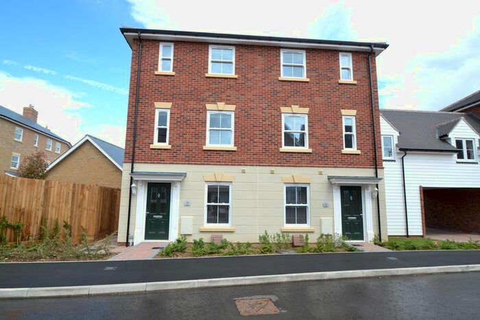 3 Bedroom End Of Terrace House To Rent In Guelder Rose, Dunmow, CM6