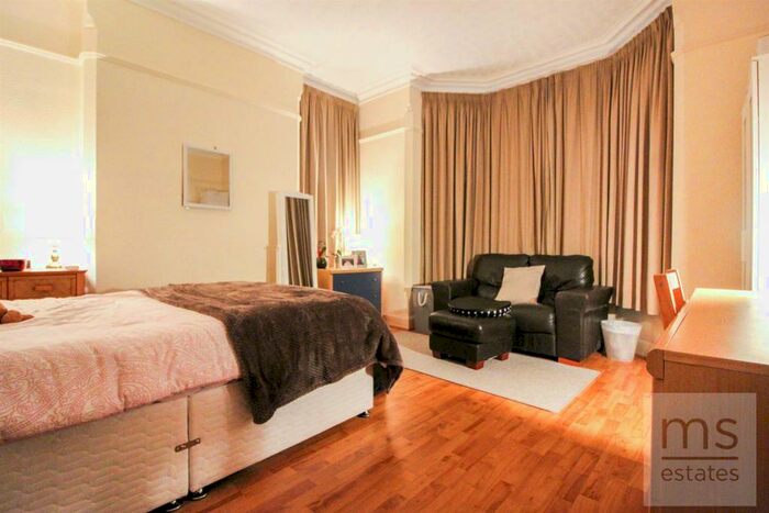 7 Bedroom Semi-Detached House To Rent In Melton Road, West Bridgford, Nottingham, NG2