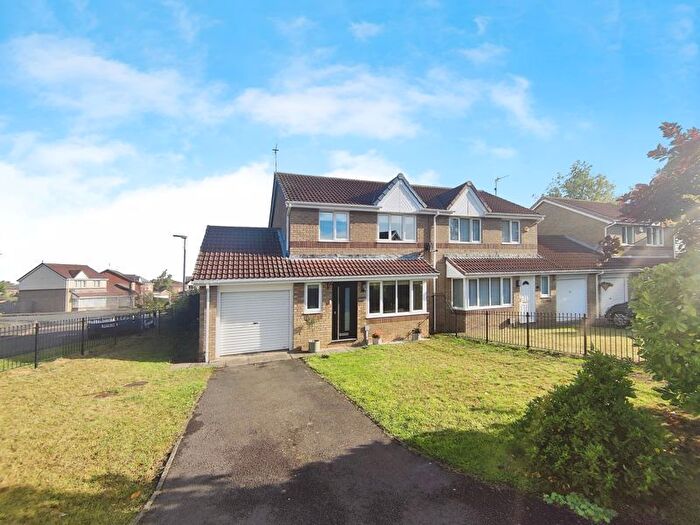 3 Bedroom Semi-Detached House For Sale In Pendleton Drive, Cramlington, NE23