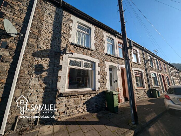 3 Bedroom Terraced House For Sale In Arnold Street, CF45