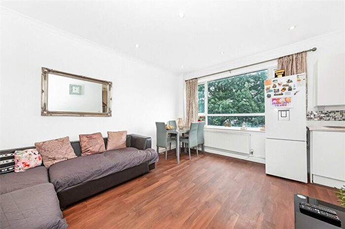 2 Bedroom Apartment For Sale In London Road, Thornton Heath, CR7