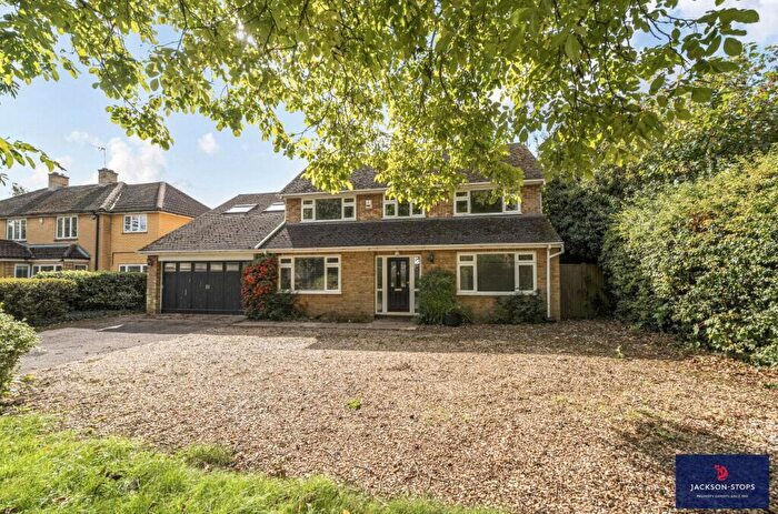 5 Bedroom Detached House For Sale In Park Road, Toddington, Dunstable, Bedfordshire, LU5