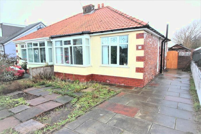 2 Bedroom Bungalow To Rent In Moss Road, Southport, PR8