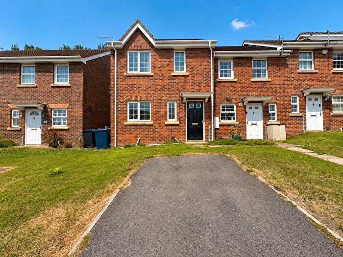 3 Bedroom Terraced House To Rent In Simonside Road, Blaydon, NE21