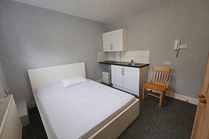 Studio To Rent In Harlesden Road, London, NW10