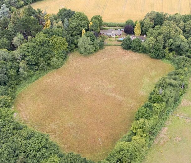 4 Bedroom Detached Bungalow For Sale In Whatlington, Battle, TN33