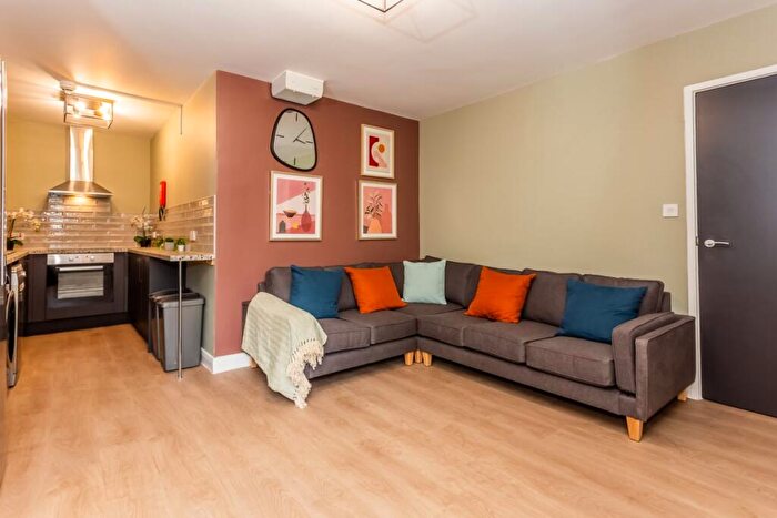 5 Bedroom House To Rent In Crossgate Lofts, Durham, DH1