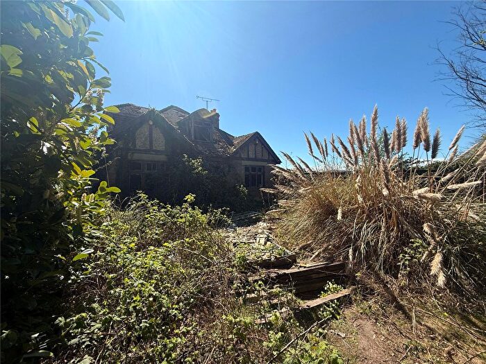 2 Bedroom Detached House For Sale In Montrose, Sutton Road, Langley, ME17