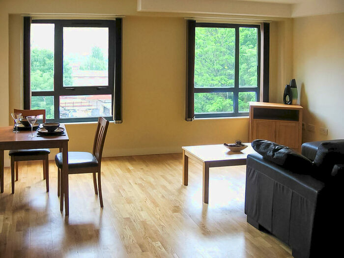 1 Bedroom House To Rent In The Embankment, Cardigan Road, Leeds, LS6