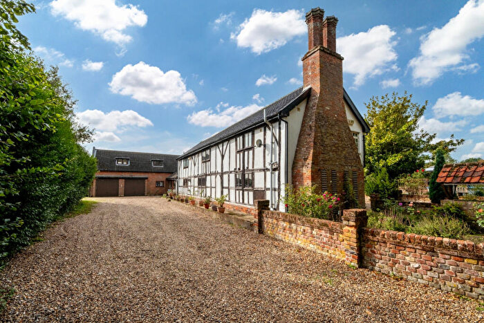 6 Bedroom Detached House For Sale In The Street, Norwich, NR16