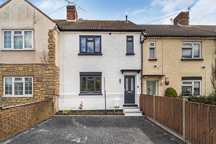 3 Bedroom Terraced House To Rent In Tower Road, Ware, SG12