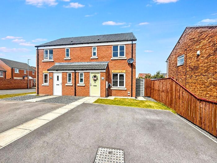 3 Bedroom Semi Detached House For Sale In Swainston Close, Middlesbrough, TS5