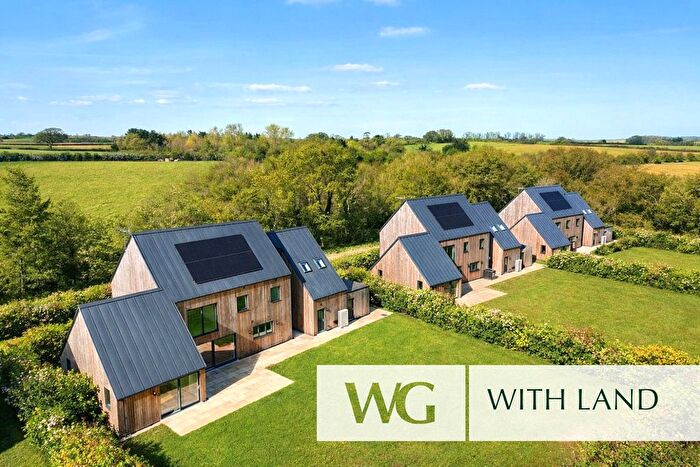 4 Bedroom Detached House For Sale In Crediton, Devon, EX17