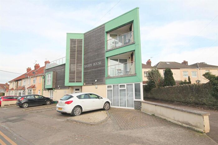 2 Bedroom Flat To Rent In Elmleigh Road, Mangotsfield, Bristol, BS16