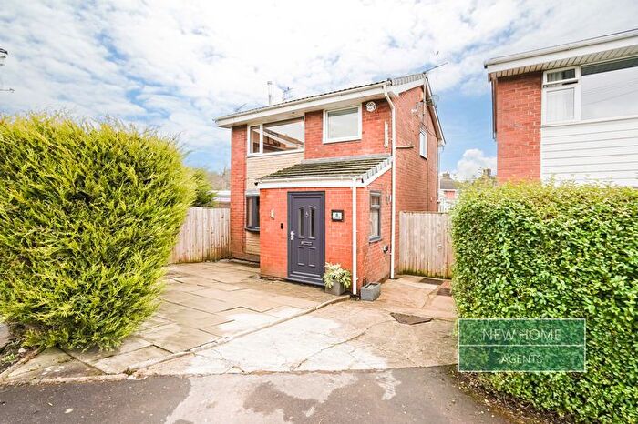 3 Bedroom Detached House For Sale In Tarvin Close, Briercliffe, Burnley, BB10