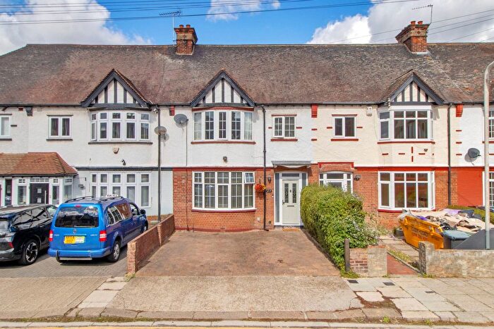 3 Bedroom Terraced House For Sale In Grange Road, Gravesend, DA11