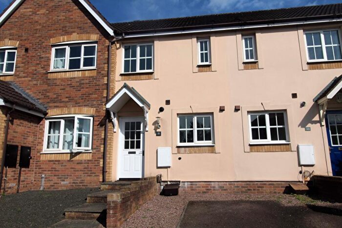 2 Bedroom Terraced House To Rent In Bramling Cross Road, Burton-On-Trent, DE14