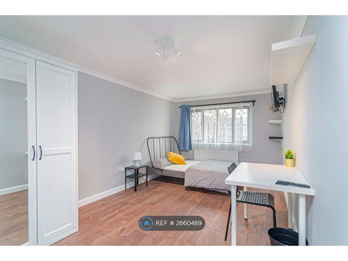 Studio To Rent In Galfrid Road, Cambridge, CB5