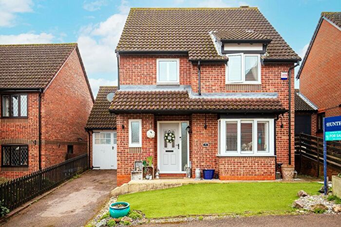 4 Bedroom Detached House For Sale In Oak End, Buntingford, SG9