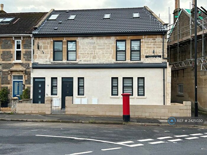 2 Bedroom Maisonette To Rent In Third Avenue, Oldfield Park, Bath, BA2