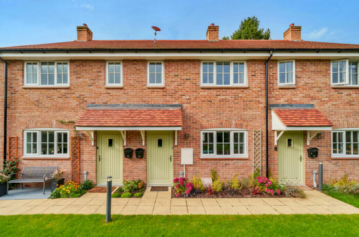 2 Bedroom Terraced House For Sale In Wheatsheaf Close, North Waltham, Basingstoke, Hampshire, RG25
