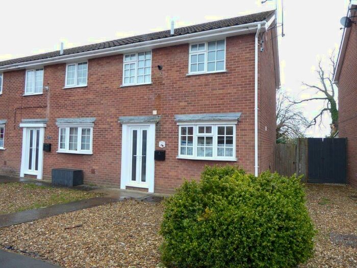 2 Bedroom End Of Terrace House To Rent In Back Lane, Holbeach, PE12