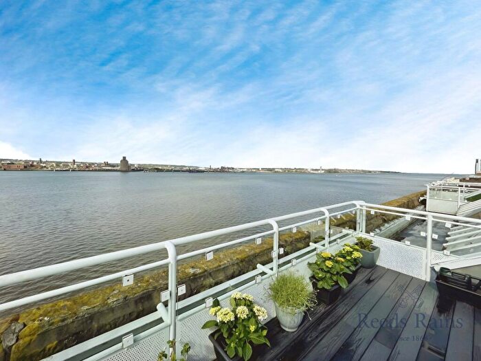 3 Bedroom Apartment For Sale In The Colonnades, Albert Dock, Liverpool, Merseyside, L3