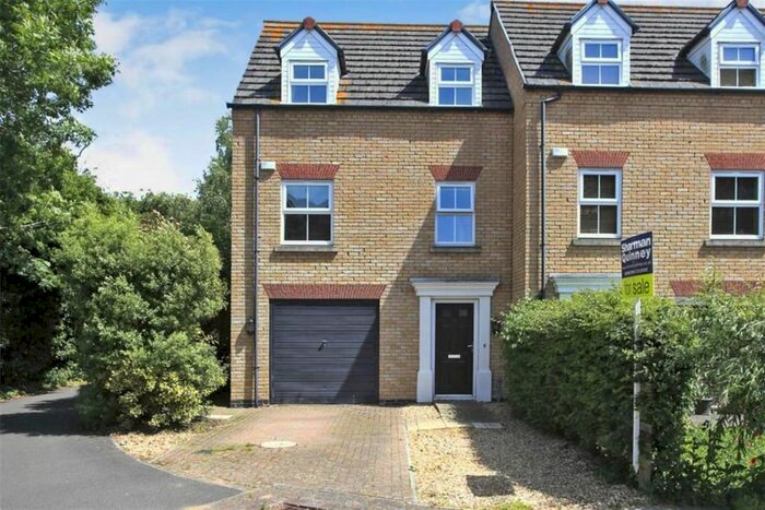 2 Bedroom Property To Rent In Harris Close, Newborough, Peterborough, PE6