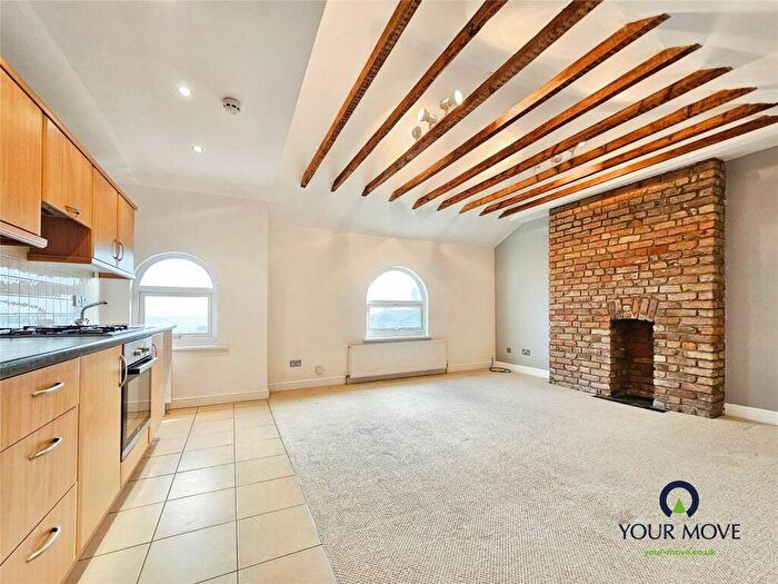 1 Bedroom Flat For Sale In Belmont Road, Broadstairs, Kent, CT10