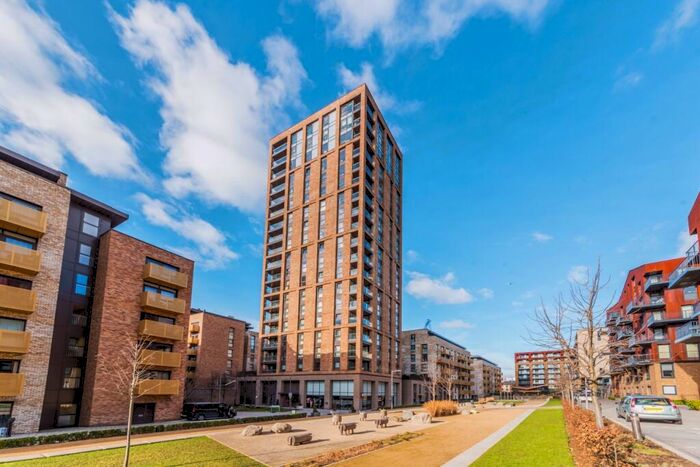 2 Bedroom Apartment To Rent In Greenland Place, Oslo Tower, Surrey Quays, SE8