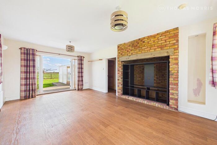 4 Bedroom Semi Detached House To Rent In Holwood Farm Cottage, Chatteris Road, Somersham, Huntingdon, PE28