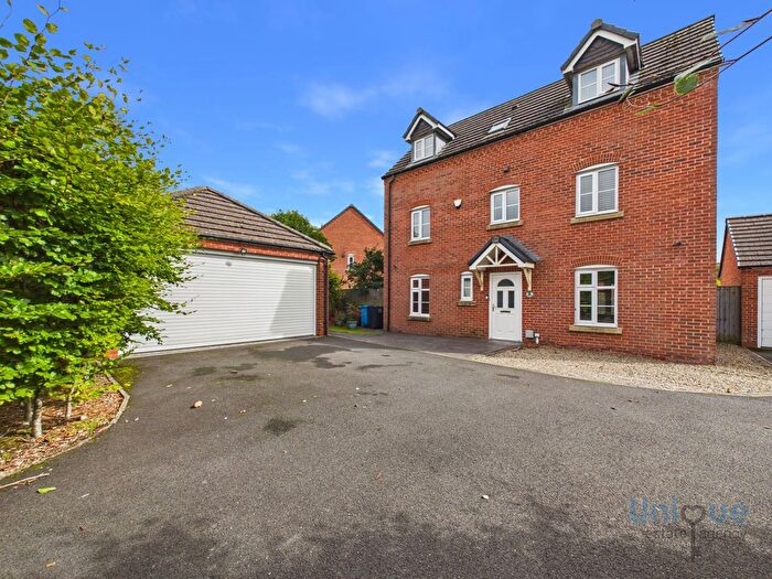 4 Bedroom Detached House For Sale In Fairfield Way, Wesham, PR4
