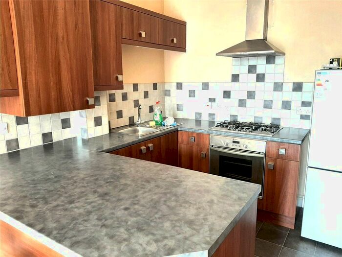 2 Bedroom Flat To Rent In Fore Street, Seaton, Devon, EX12