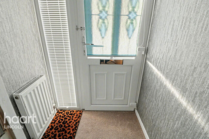 2 Bedroom Detached Bungalow For Sale In Brigg Grove, Doddington Park, LN6