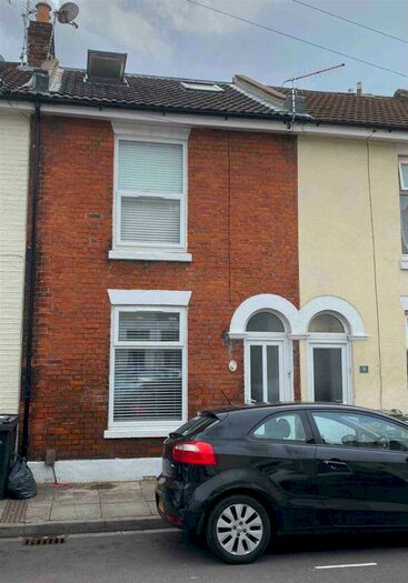 7 Bedroom Terraced House To Rent In Beatrice Road, Southsea, PO4