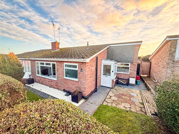 2 Bedroom Semi-Detached Bungalow For Sale In Robinsdale, Great Clacton, Essex, CO15