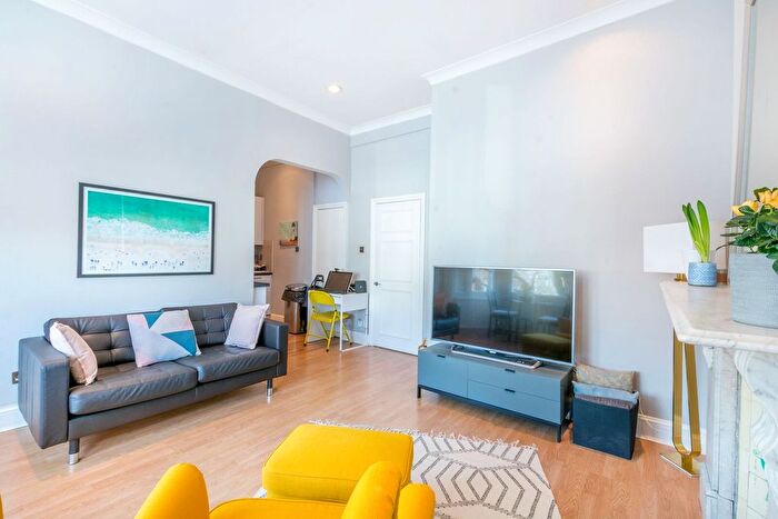 1 Bedroom Flat To Rent In Sutherland Avenue, Maida Vale, London, W9
