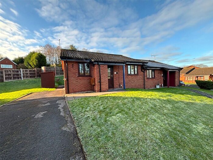 2 Bedroom Bungalow For Sale In Ashfields, Oakengates, Telford, Shropshire, TF2